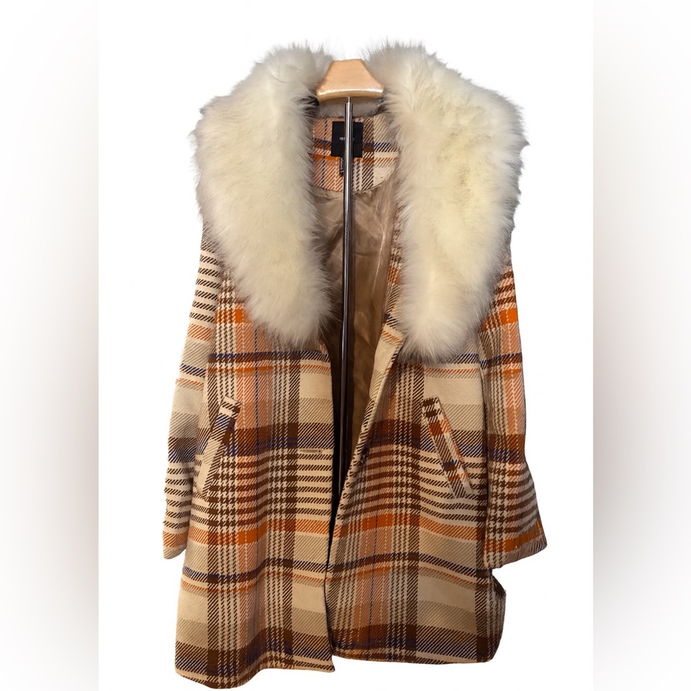 Forever 21 Plaid Coat with Faux Fur Collar – Size M